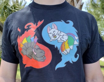 Camiseta unisex Pride Fox rojo y azul Zing y Zang