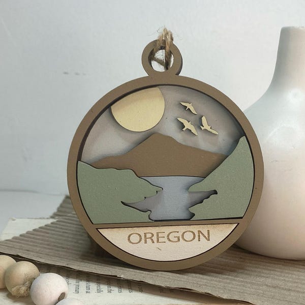 Oregon State Ornament: 3D Scenic Wood Keepsake