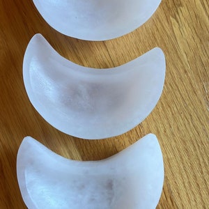 Selenite Moon Bowl | Pack of 3 Selenite Moon Charing Bowl | Crystal Charging Dish Crescent Moon | Ritual Bowl Jewelry Holder Christmas sale
