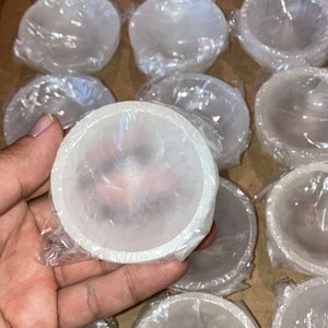 Wholesale Bulk Lot 5 Pack of Selenite White Crystal Bowl Carved Crystal Decor Bowls 2.5 Inch Christmas Gift
