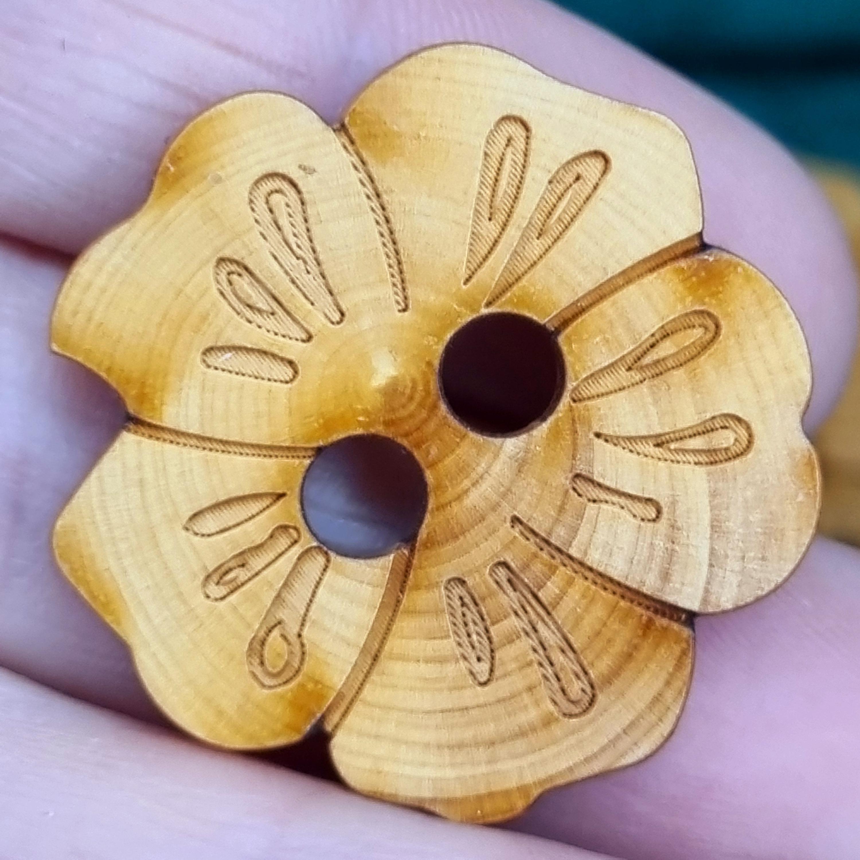 手作り木製ボタン - 1.27インチ (32 mm)、2穴、花柄 - Etsy 日本