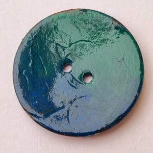 Bottone in guscio di cocco tinto a mano – Lacca blu oceano, 18-30 mm