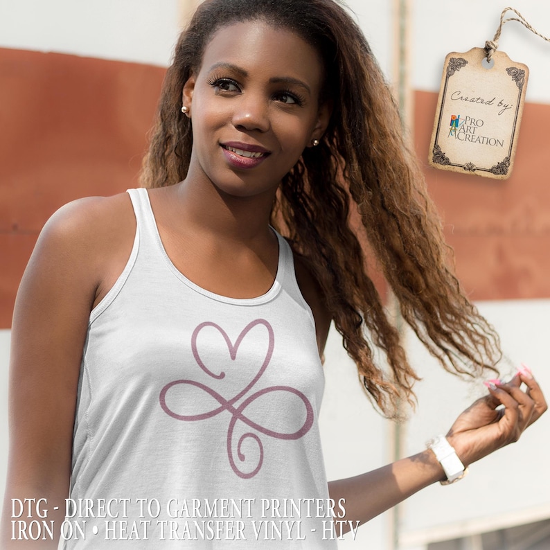 Puede incluir: Camiseta sin mangas blanca con un dise&ntilde;o de coraz&oacute;n y s&iacute;mbolo de infinito en color malva. El texto "DTG - DIRECT TO GARMENT PRINTERS IRON ON - HEAT TRANSFER VINYL - HTV" est&aacute; impreso en la parte inferior. Una etiqueta con el texto "Created by PRO ART CREATION" es visible.