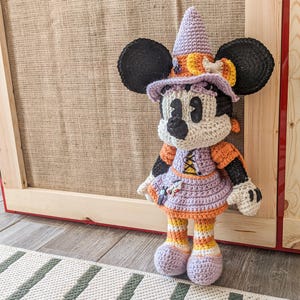 Halloween Minnie Mouse Crochet Pattern [DIGITAL DOWNLOAD] - Halloween - DIY Craft - Pattern Only