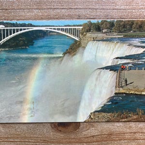 Carte postale souvenir vintage Horseshoe Falls, Goat Island, Niagara Falls, arc-en-ciel, inutilisée