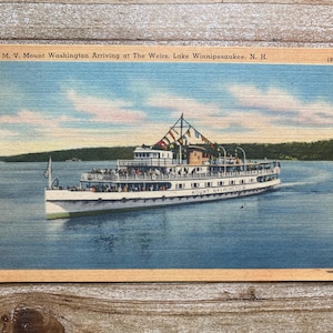 MV Mount Washington arrivant aux déversoirs, lac Winnipesaukee, New Hampshire, estampée, carte postale souvenir antique