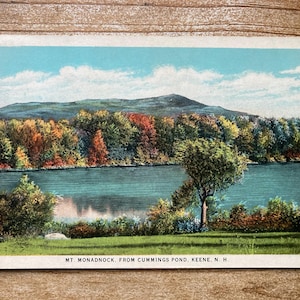Carte postale souvenir antique du mont Monadnock de Cummings Pond, Keene, New Hampshire, inutilisée