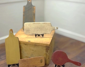 1:12 minature dollhouse handmade  primitive rustic wooden cutting boards