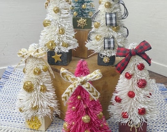 1:12 miniature dollhouse decorated Christmas tree in crates