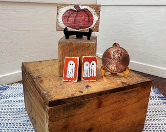 1:12 miniature dollhouse handmade small painted Halloween paintings