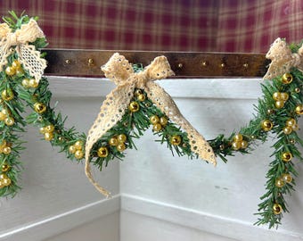 1:12 Miniature dollhouse  handmade primitive rustic Christmas garland
