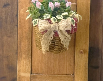 1:12 miniature dollhouse primitive spring basket