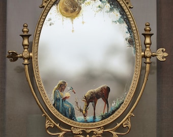 Espejo de tocador antiguo de latón pintado a mano, arte de cuento de hadas