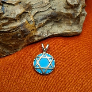 Silver &quot;Star of David&quot; pendant gemstone Magen David made in Israel , Judaica jewelry gift + 5 red string Kabbalah gift
