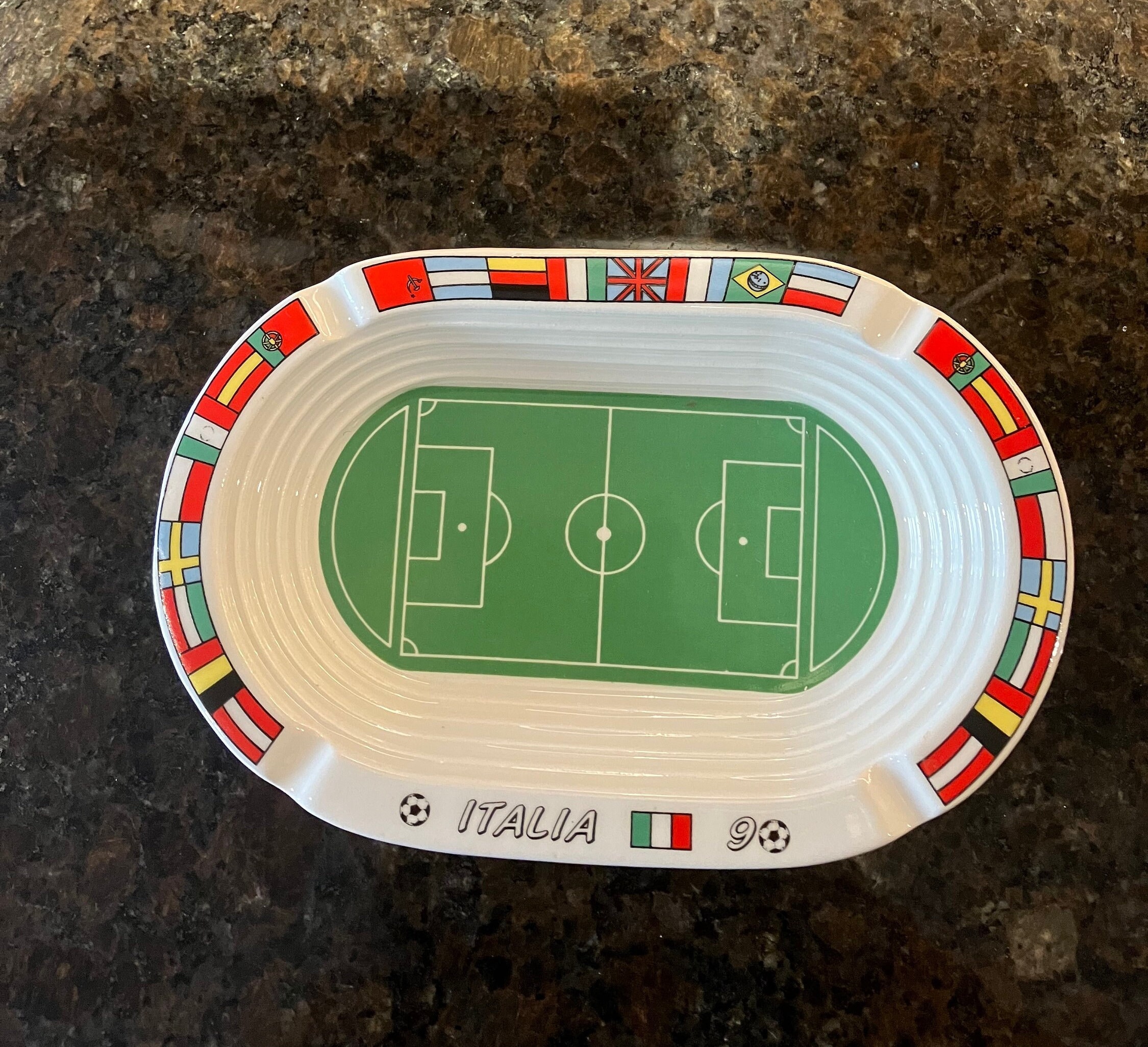 Ceramic Ashtray Italia 90, World Cup - Made in Italy - FIFA