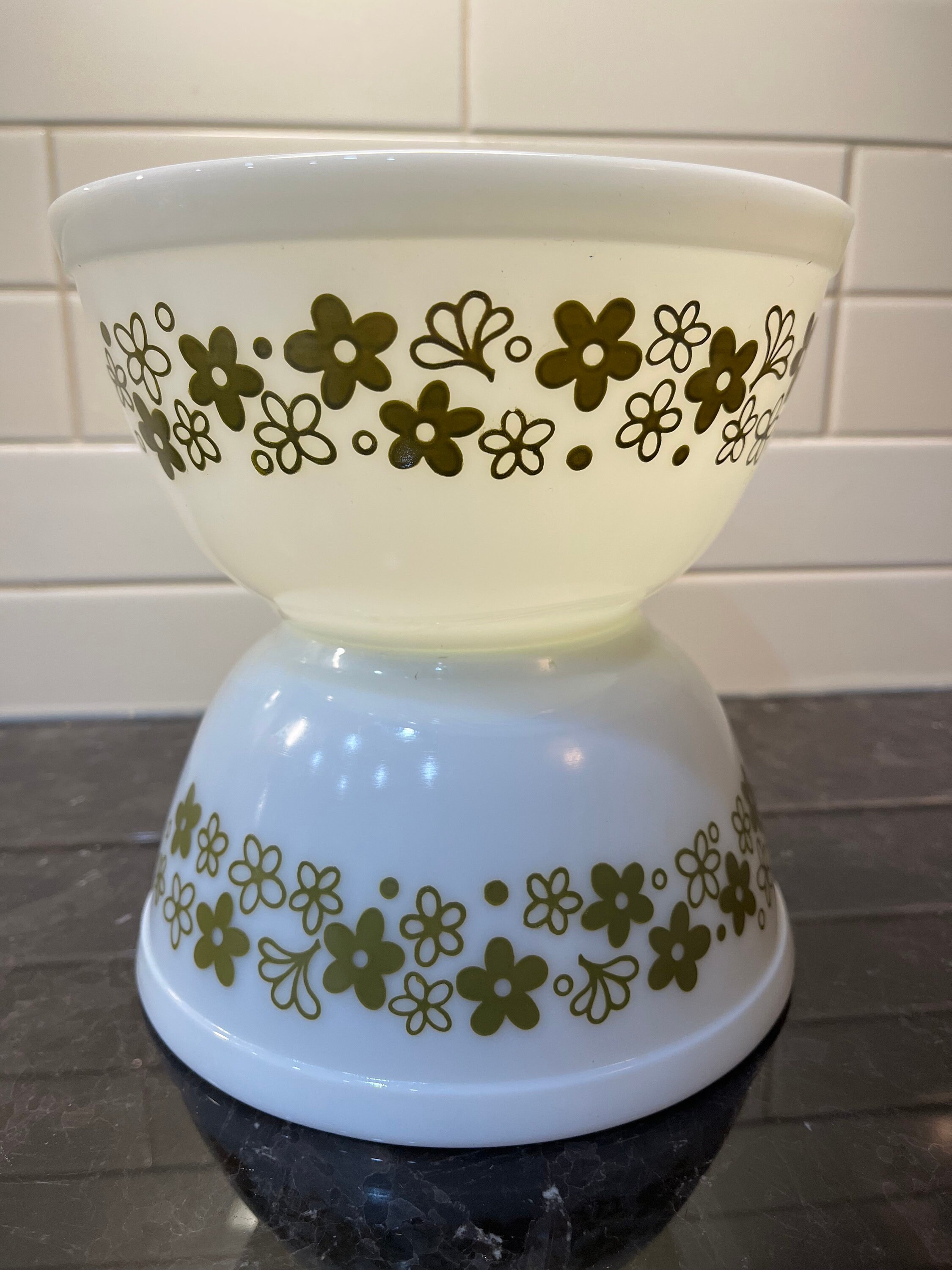 PYREX Two Vintage CRAZY DAISY Mixing Bowls, #402 - Etsy