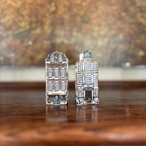 Vtg. S&P Holland Polychrome houses,  salt and pepper shakers, Amsterdam canal houses