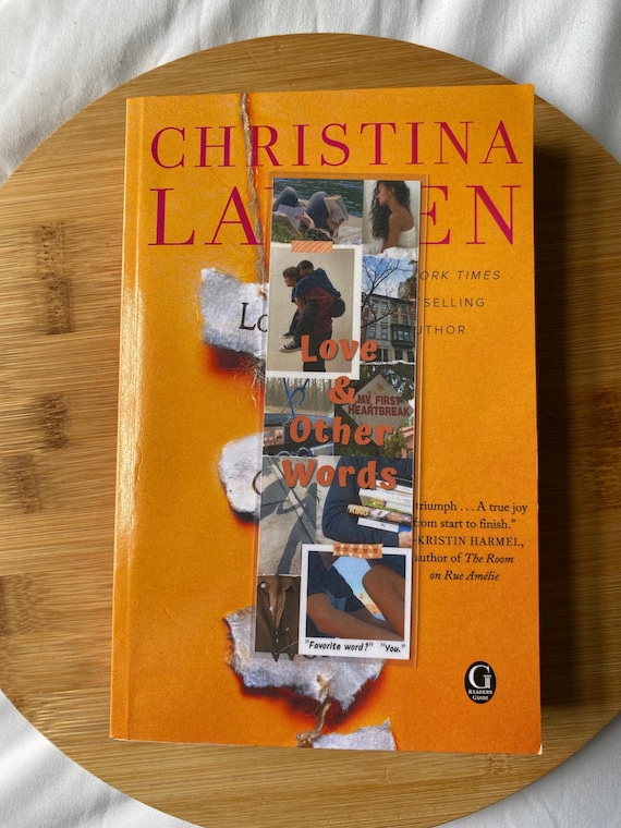 Marcapáginas Amor y otras palabras / Christina Lauren / Booktok -   México