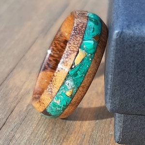 Tiger wood (Goncalo Alves), Tigers Eye, Malachite and Green Citrine handmade ring. Glow in the dark UK U1/2, US 10 1/2