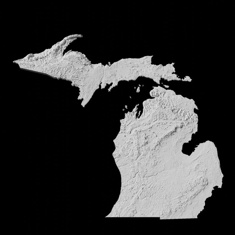 Op de afbeelding: Een witte 3D-reli&euml;fkaart van de staat Michigan. De kaart toont de geografische kenmerken van de staat, inclusief zijn meren, rivieren en bergen.