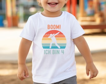 Maglietta per bambini Cool Boom personalizzata con numero, maglietta per compleanno per bambini, maglietta con numero di anno per compleanno, regalo di compleanno