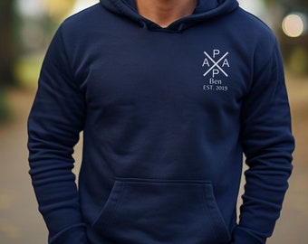 Hoodie personalisiert mit Namen und Jahr, Geburtstagsgeschenk für Papa, Papa Hoodie minimalistisch personalisiert, Geschenkidee für Papa