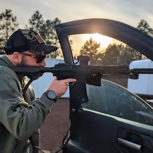 Rifle Rest for vehicle window rifle/Gun/Crossbow Champ Hunting, Tactical or practice