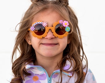 Personalized Kids Flower Sunglasses. Custom Sunglasses. Daisy Sunglasses. Girls Birthday Gift. Toddler Sunglasses. Kids UV 400.