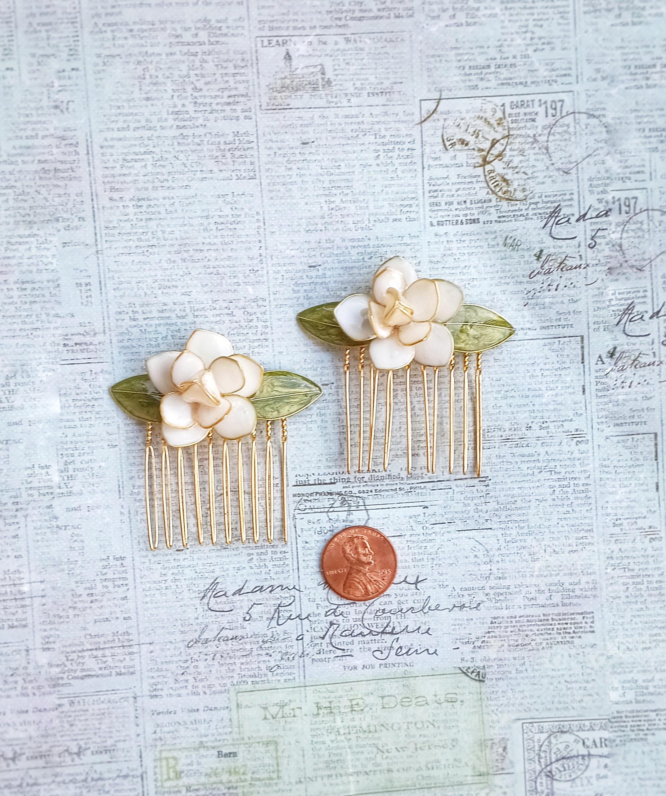 Vintage Pink 3 Hair Combs Signed Made in West Germany Flowers Floral Print Flower Hair Comb - Etsy main image 2