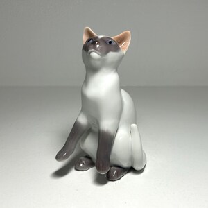 B&g Danish Porcelain Cat Figurines - Etsy