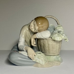 Lladro Spain Figurine Girl with Vegetables  Lladro Green Grocer