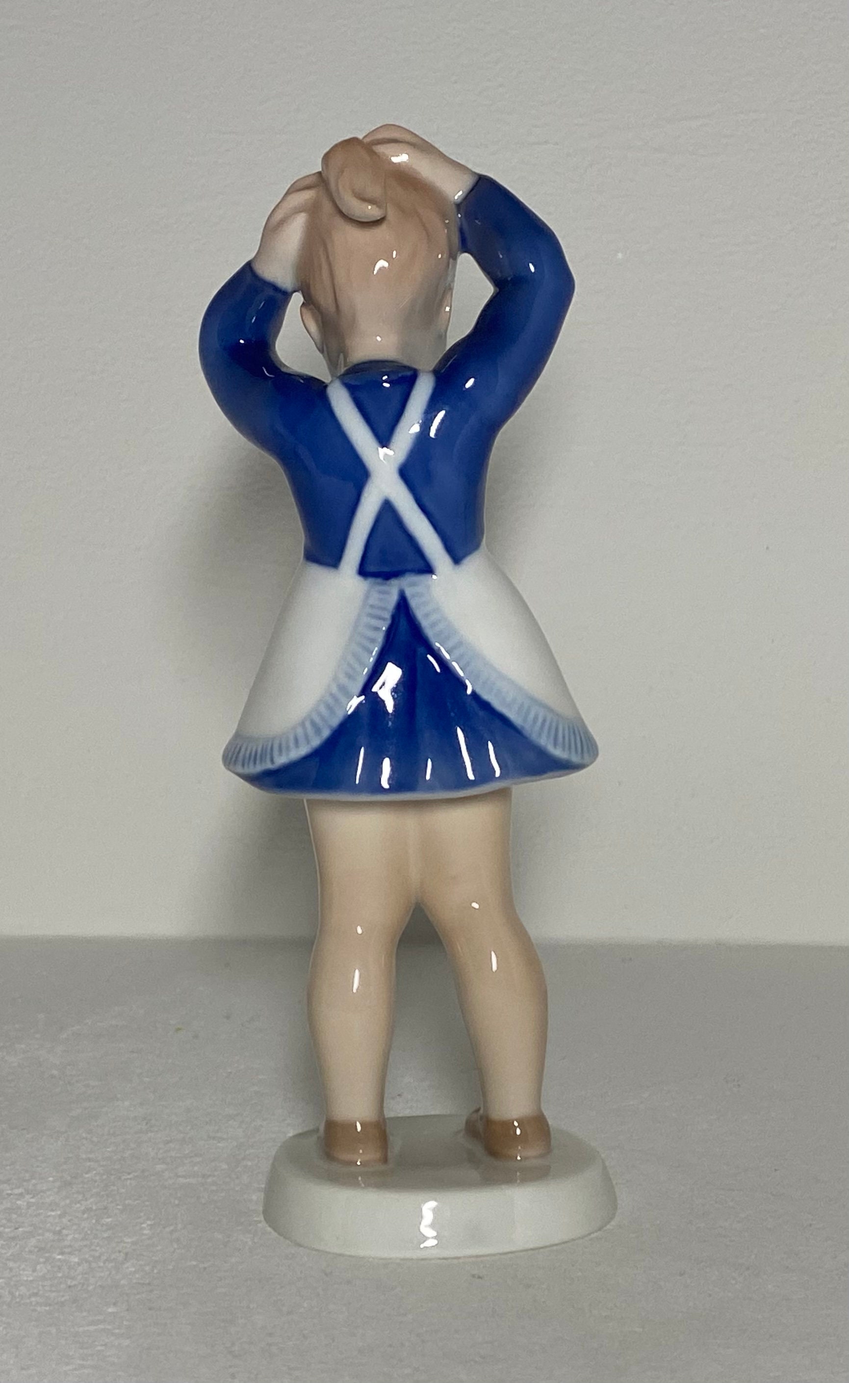 ビング＆グロンダール フィギュア・アン No 2381 ビング＆グロンダール