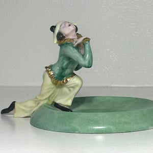 Extremely Rare! Stunning HUTSCHENREUTHER Antique 1920-1933 Germany Porcelain Figurine/Dish