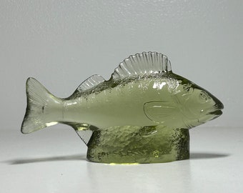 Kosta Boda Sweden Glass Art Figurine by Paul Hoff for WWF Fish. Signed