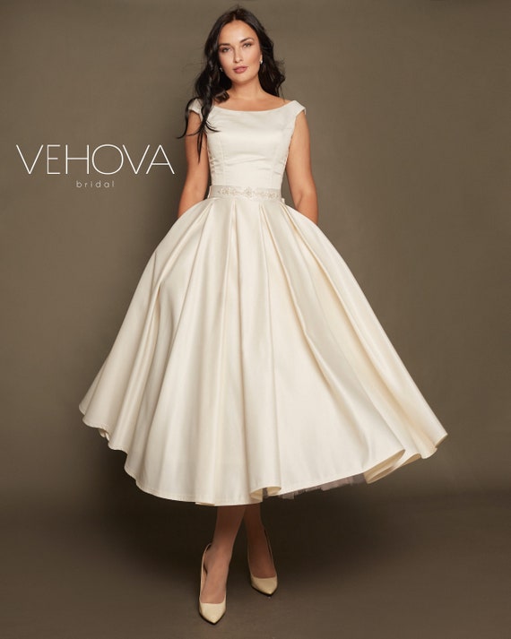 Tea Length Wedding Dress Modest, Midi Wedding Dress with Bow, 50s Wedding Dress with Pockets, Corset Wedding Dress Courthouse