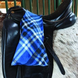 Motif de couvre-étriers en polaire