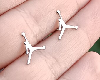 Pendientes Jumpman, Regalos para amantes de la NBA, Pendientes deportivos, Pendientes de baloncesto, Pendientes MJ, Regalos para estudiantes universitarios, Pendientes de moda