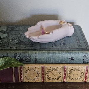 Vintage porcelain hand ring dish