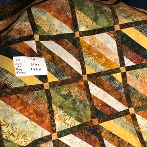 Crib or throw size quilt top, 35&quot; x 47&quot;