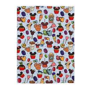Funny Disney Blanket, Mickey Mouse Velveteen Plush Blanket, Subtle Disney Gift, Disney Home Decor, Minnie Mouse Home Decor 画像 4
