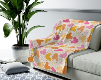 Cute Disney Blanket, Mickey Mouse Velveteen Plush Blanket, Disney Gifts, Disney Spring Home Decor, Mickey Home Decor, Spring Disney decor