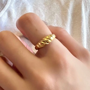 Gold/Silver Croissant Dome Ring • Chunky Statement Ring • Twisted Rope Design • Gold filled Titanium • Hypoallergenic material • Waterproof