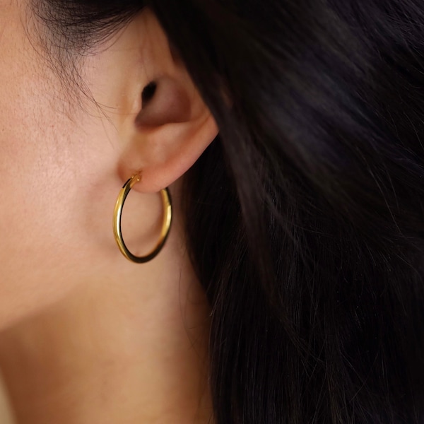 Simple 18K Gold Hoop Earrings • 20G Thin Gold Band • Waterproof Titanium Jewelry • Dainty Stacking Hoops • Minimalist Plain Design Earrings