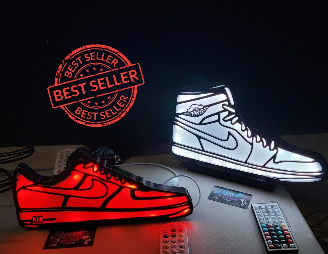 nike air force luminous