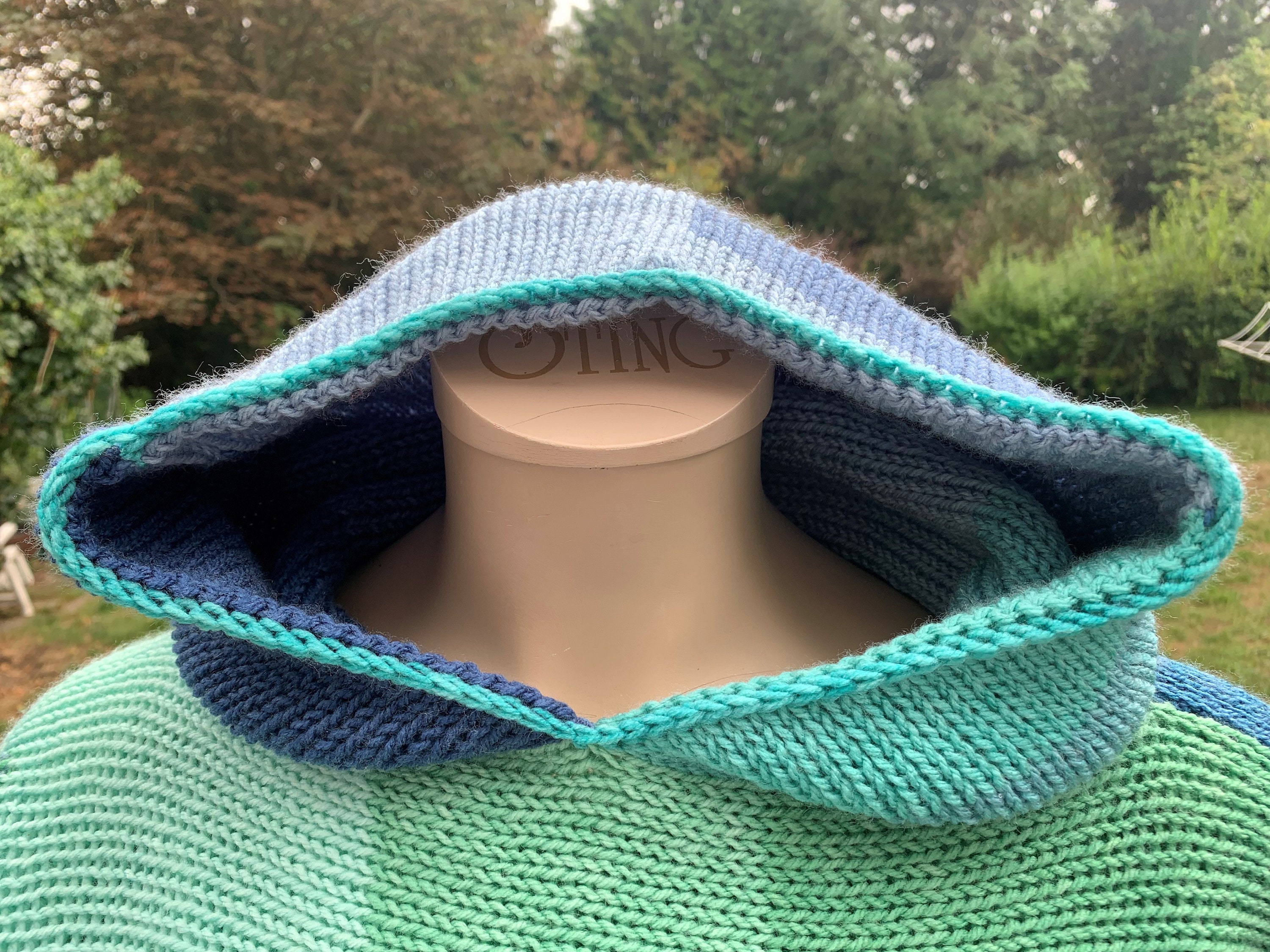 Sentro Knitting Machine for Beginners: Knit a Reversible Hat