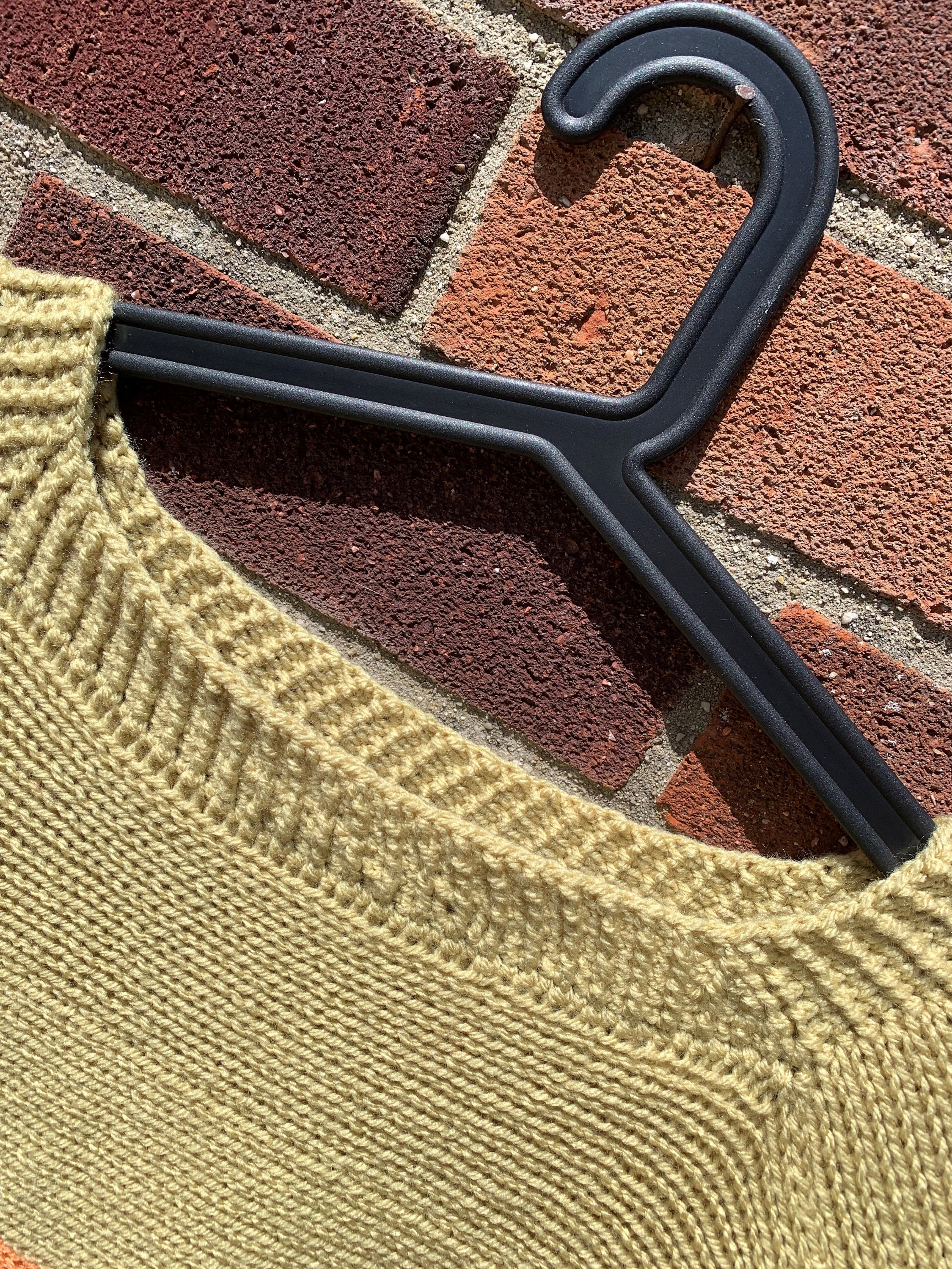 Knitting Machine Pattern - Sunset Sweater - Addi, Sentro 48 46 40