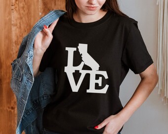 California Love Shirt, CA Shirt, West Coast Pride Tshirt, I love California Shirt, State Outline Shirt, California Border, West Coast Tee