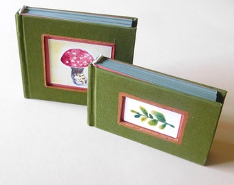 Mini notebooks - Mini sketchbooks - Handmade mini books - Mushroom or leaf - Mixed media paper - Gift books - Green - Nature inspired books