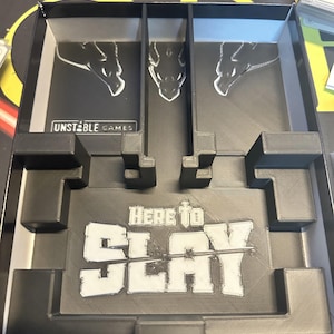Here to Slay Game Insert | Sleeved Cards + Inlaid Graphics