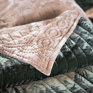 Silk Velvet Comforter Set| Finest Hand Quilted Silk Velvet Duvet and Pillowcases| Gorgeous Mulberry Silk Bedspread